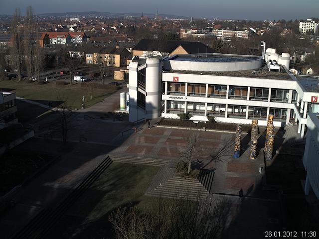 Foto der Webcam: Verwaltungsgeb&auml;ude, Innenhof mit Audimax, H&ouml;rsaal-Geb&auml;ude 1