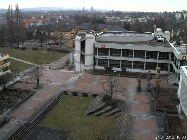 Foto der Webcam: Verwaltungsgeb&auml;ude, Innenhof mit Audimax, H&ouml;rsaal-Geb&auml;ude 1