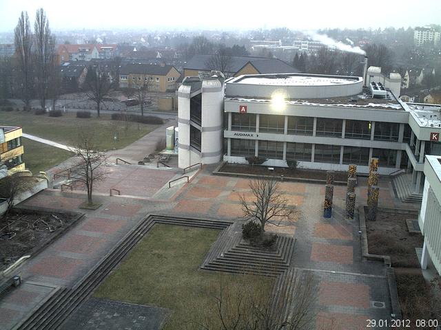 Foto der Webcam: Verwaltungsgeb&auml;ude, Innenhof mit Audimax, H&ouml;rsaal-Geb&auml;ude 1