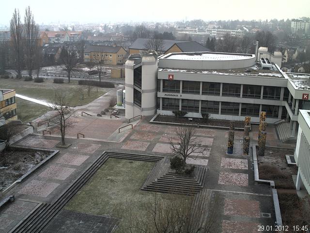 Foto der Webcam: Verwaltungsgeb&auml;ude, Innenhof mit Audimax, H&ouml;rsaal-Geb&auml;ude 1