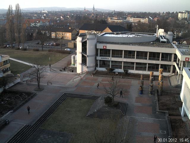 Foto der Webcam: Verwaltungsgeb&auml;ude, Innenhof mit Audimax, H&ouml;rsaal-Geb&auml;ude 1