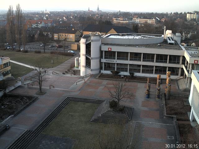 Foto der Webcam: Verwaltungsgeb&auml;ude, Innenhof mit Audimax, H&ouml;rsaal-Geb&auml;ude 1