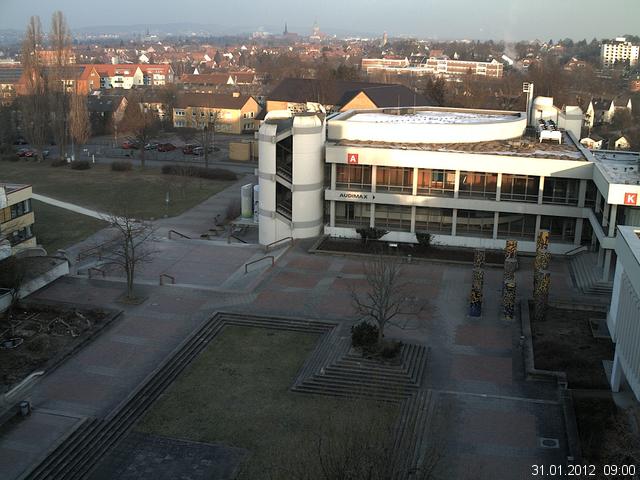 Foto der Webcam: Verwaltungsgeb&auml;ude, Innenhof mit Audimax, H&ouml;rsaal-Geb&auml;ude 1