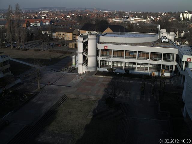 Foto der Webcam: Verwaltungsgeb&auml;ude, Innenhof mit Audimax, H&ouml;rsaal-Geb&auml;ude 1