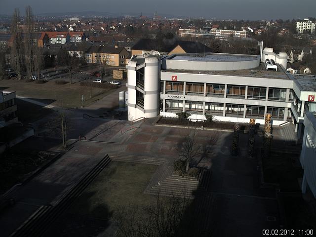 Foto der Webcam: Verwaltungsgeb&auml;ude, Innenhof mit Audimax, H&ouml;rsaal-Geb&auml;ude 1