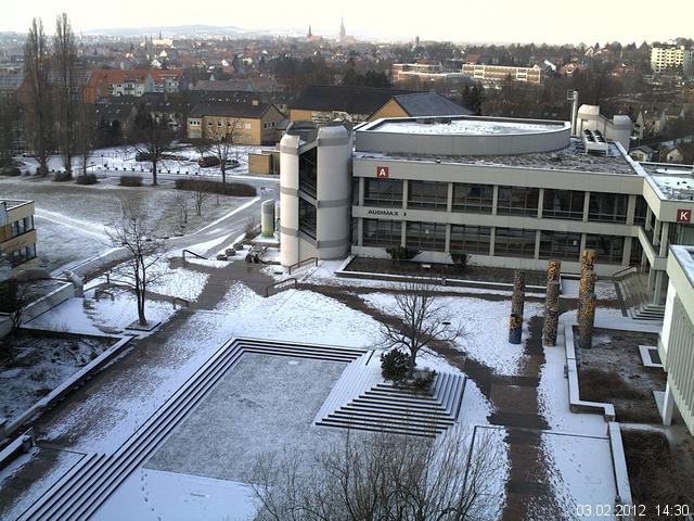 Foto der Webcam: Verwaltungsgeb&auml;ude, Innenhof mit Audimax, H&ouml;rsaal-Geb&auml;ude 1