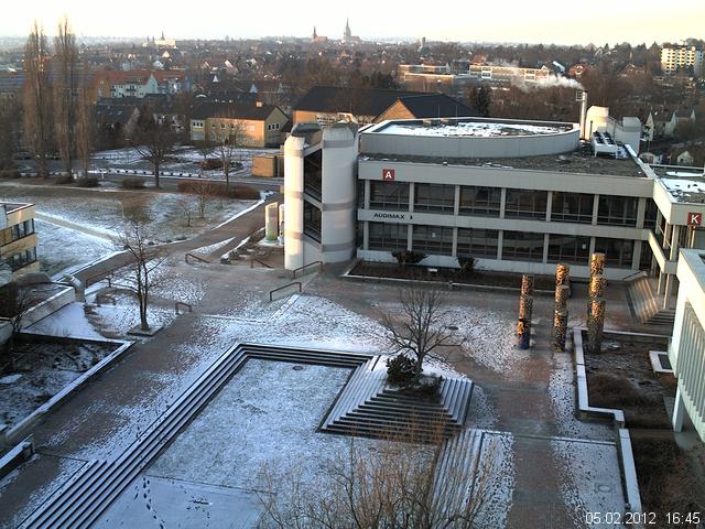 Foto der Webcam: Verwaltungsgeb&auml;ude, Innenhof mit Audimax, H&ouml;rsaal-Geb&auml;ude 1