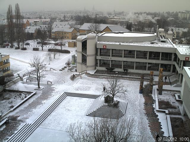 Foto der Webcam: Verwaltungsgeb&auml;ude, Innenhof mit Audimax, H&ouml;rsaal-Geb&auml;ude 1