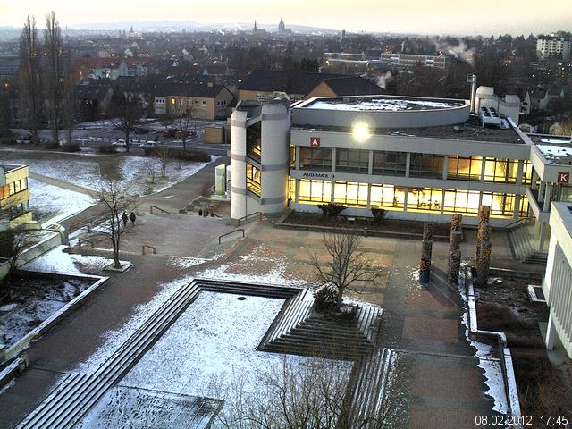 Foto der Webcam: Verwaltungsgeb&auml;ude, Innenhof mit Audimax, H&ouml;rsaal-Geb&auml;ude 1