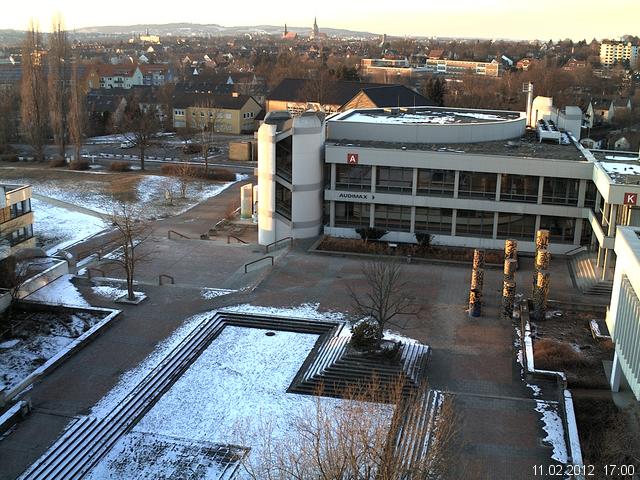 Foto der Webcam: Verwaltungsgeb&auml;ude, Innenhof mit Audimax, H&ouml;rsaal-Geb&auml;ude 1