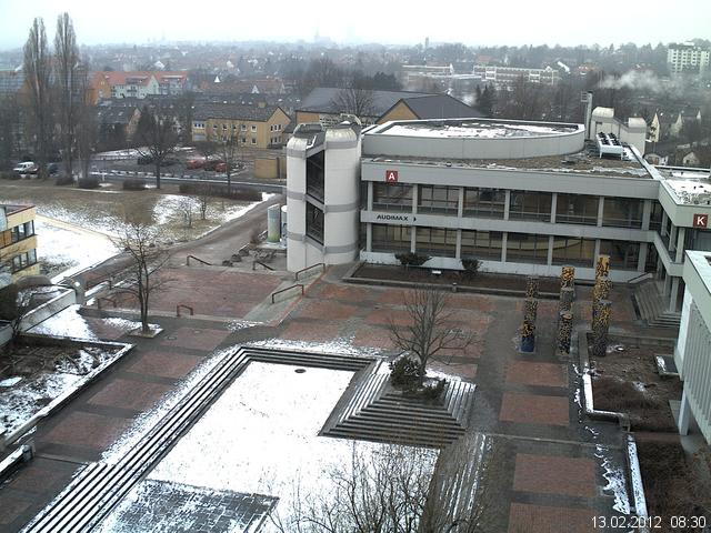 Foto der Webcam: Verwaltungsgeb&auml;ude, Innenhof mit Audimax, H&ouml;rsaal-Geb&auml;ude 1