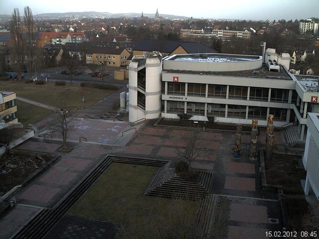 Foto der Webcam: Verwaltungsgeb&auml;ude, Innenhof mit Audimax, H&ouml;rsaal-Geb&auml;ude 1