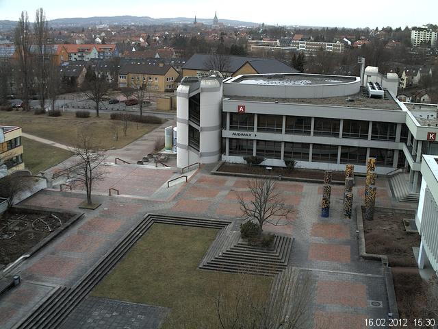 Foto der Webcam: Verwaltungsgeb&auml;ude, Innenhof mit Audimax, H&ouml;rsaal-Geb&auml;ude 1