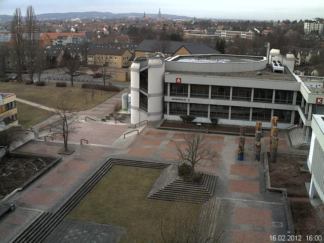 Foto der Webcam: Verwaltungsgeb&auml;ude, Innenhof mit Audimax, H&ouml;rsaal-Geb&auml;ude 1