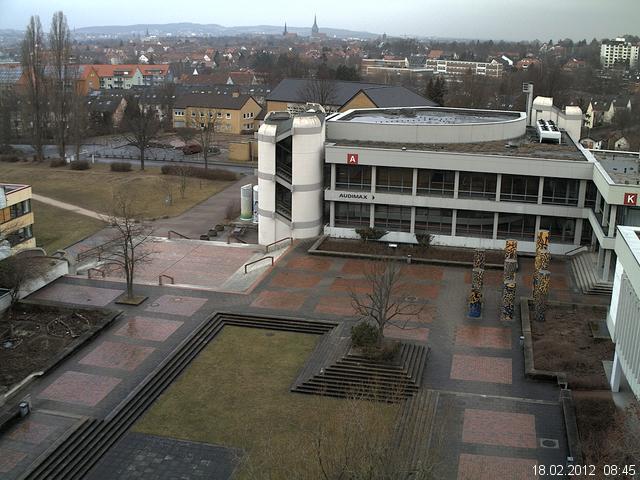Foto der Webcam: Verwaltungsgeb&auml;ude, Innenhof mit Audimax, H&ouml;rsaal-Geb&auml;ude 1
