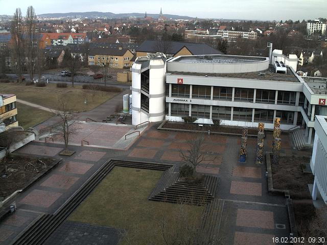 Foto der Webcam: Verwaltungsgeb&auml;ude, Innenhof mit Audimax, H&ouml;rsaal-Geb&auml;ude 1
