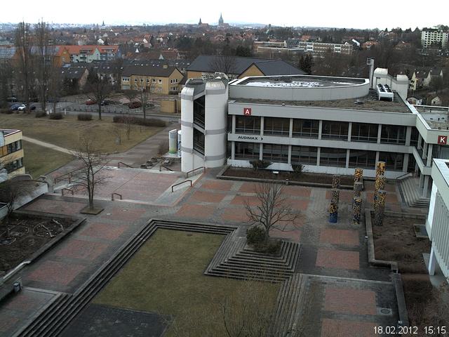 Foto der Webcam: Verwaltungsgeb&auml;ude, Innenhof mit Audimax, H&ouml;rsaal-Geb&auml;ude 1