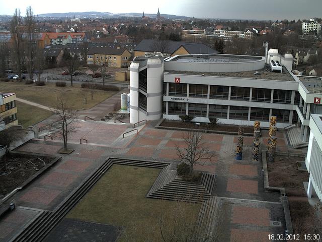 Foto der Webcam: Verwaltungsgeb&auml;ude, Innenhof mit Audimax, H&ouml;rsaal-Geb&auml;ude 1