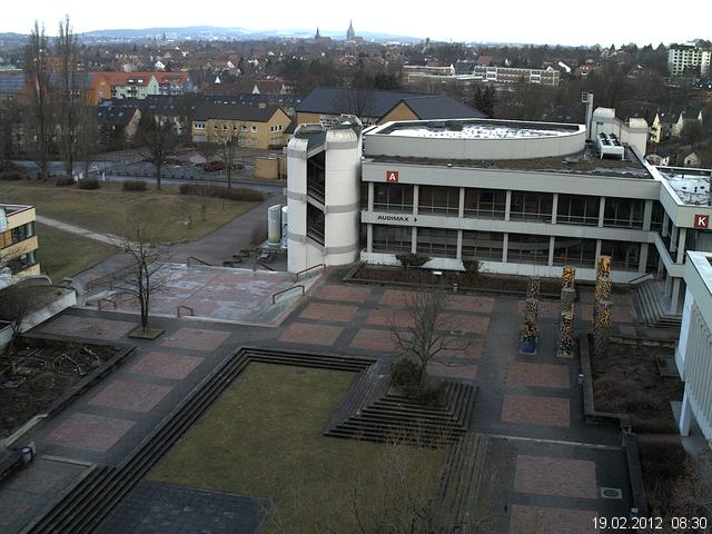 Foto der Webcam: Verwaltungsgeb&auml;ude, Innenhof mit Audimax, H&ouml;rsaal-Geb&auml;ude 1