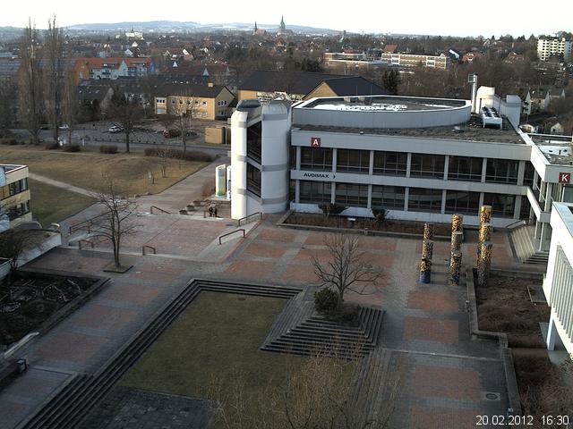 Foto der Webcam: Verwaltungsgeb&auml;ude, Innenhof mit Audimax, H&ouml;rsaal-Geb&auml;ude 1