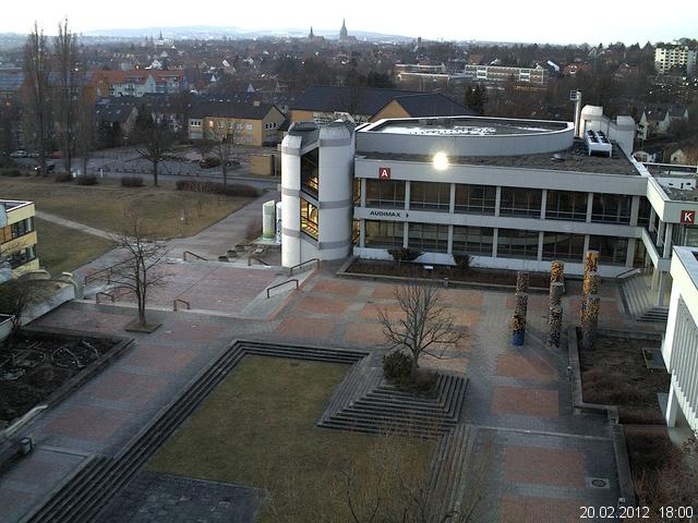 Foto der Webcam: Verwaltungsgeb&auml;ude, Innenhof mit Audimax, H&ouml;rsaal-Geb&auml;ude 1