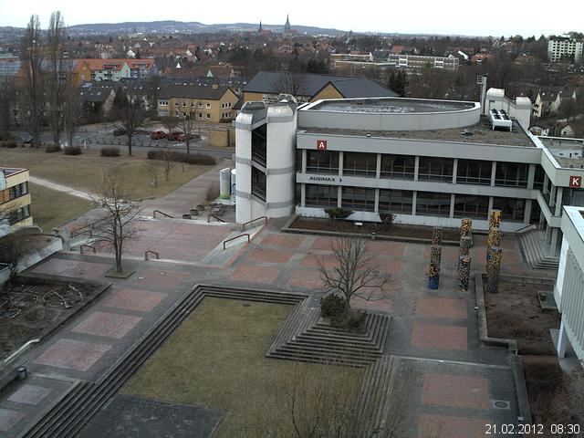 Foto der Webcam: Verwaltungsgeb&auml;ude, Innenhof mit Audimax, H&ouml;rsaal-Geb&auml;ude 1