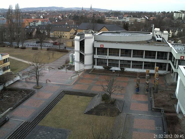 Foto der Webcam: Verwaltungsgeb&auml;ude, Innenhof mit Audimax, H&ouml;rsaal-Geb&auml;ude 1