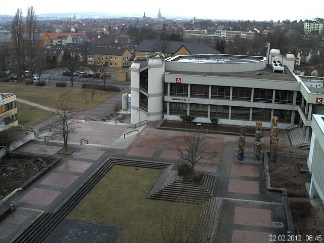 Foto der Webcam: Verwaltungsgeb&auml;ude, Innenhof mit Audimax, H&ouml;rsaal-Geb&auml;ude 1
