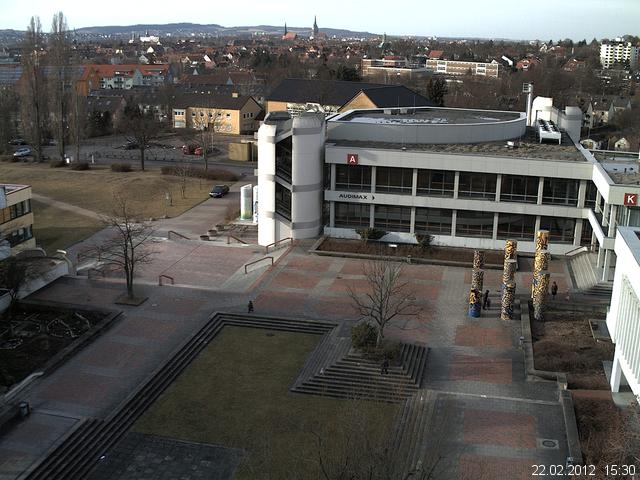 Foto der Webcam: Verwaltungsgeb&auml;ude, Innenhof mit Audimax, H&ouml;rsaal-Geb&auml;ude 1