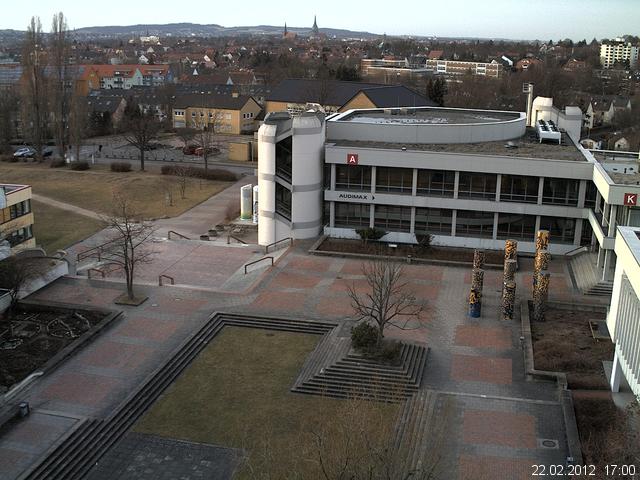 Foto der Webcam: Verwaltungsgeb&auml;ude, Innenhof mit Audimax, H&ouml;rsaal-Geb&auml;ude 1