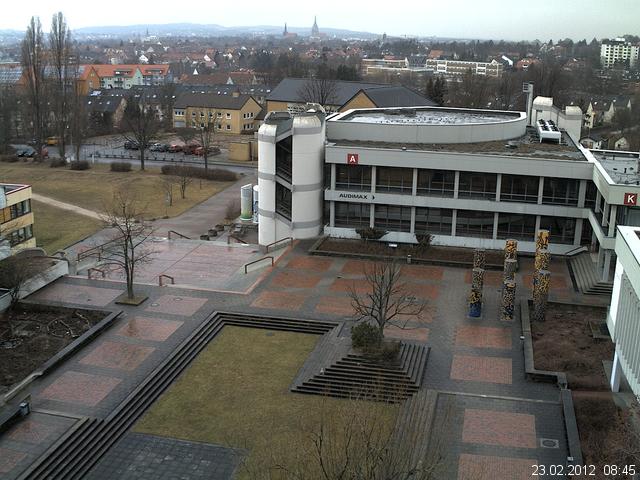 Foto der Webcam: Verwaltungsgeb&auml;ude, Innenhof mit Audimax, H&ouml;rsaal-Geb&auml;ude 1