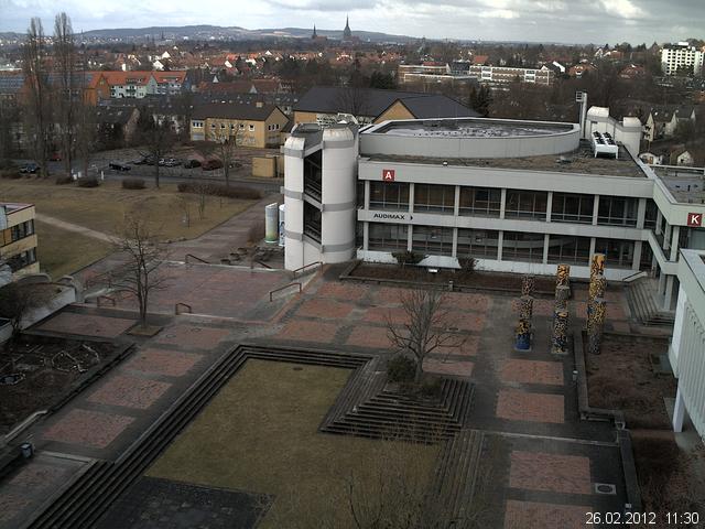 Foto der Webcam: Verwaltungsgeb&auml;ude, Innenhof mit Audimax, H&ouml;rsaal-Geb&auml;ude 1