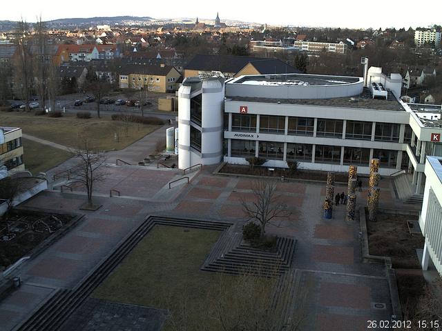 Foto der Webcam: Verwaltungsgeb&auml;ude, Innenhof mit Audimax, H&ouml;rsaal-Geb&auml;ude 1
