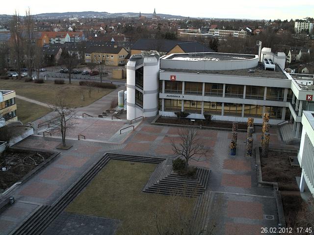 Foto der Webcam: Verwaltungsgeb&auml;ude, Innenhof mit Audimax, H&ouml;rsaal-Geb&auml;ude 1
