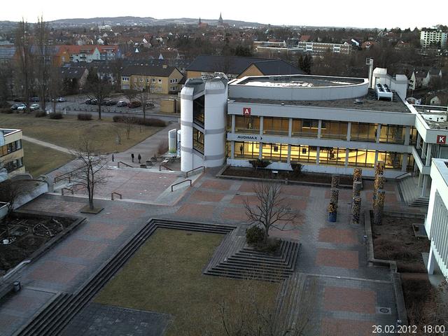 Foto der Webcam: Verwaltungsgeb&auml;ude, Innenhof mit Audimax, H&ouml;rsaal-Geb&auml;ude 1