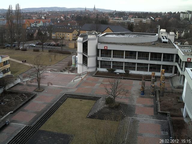 Foto der Webcam: Verwaltungsgeb&auml;ude, Innenhof mit Audimax, H&ouml;rsaal-Geb&auml;ude 1