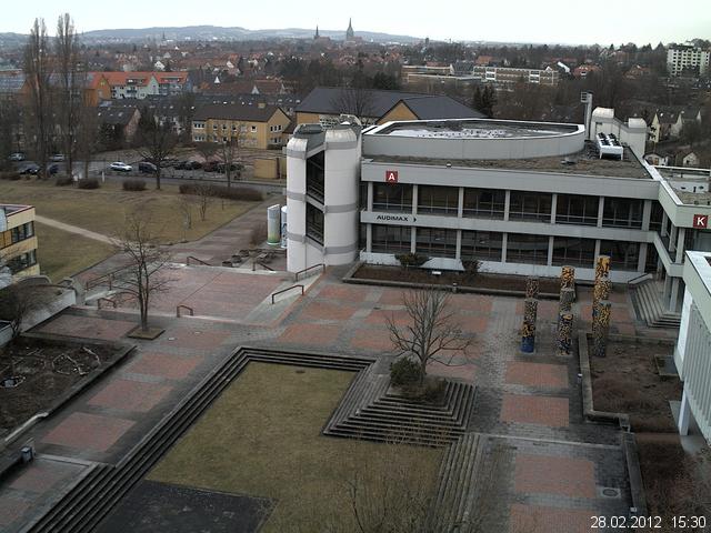 Foto der Webcam: Verwaltungsgeb&auml;ude, Innenhof mit Audimax, H&ouml;rsaal-Geb&auml;ude 1