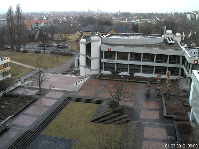 Foto der Webcam: Verwaltungsgeb&auml;ude, Innenhof mit Audimax, H&ouml;rsaal-Geb&auml;ude 1