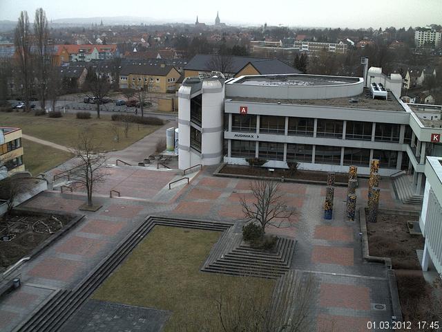 Foto der Webcam: Verwaltungsgeb&auml;ude, Innenhof mit Audimax, H&ouml;rsaal-Geb&auml;ude 1