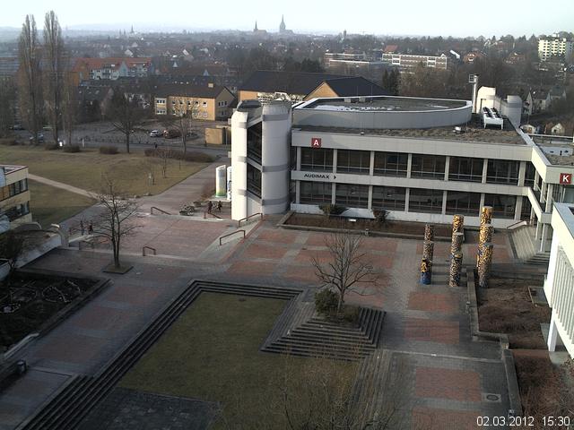 Foto der Webcam: Verwaltungsgeb&auml;ude, Innenhof mit Audimax, H&ouml;rsaal-Geb&auml;ude 1