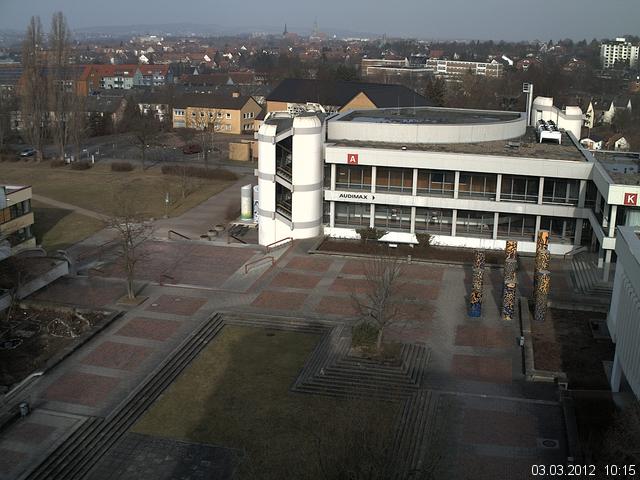 Foto der Webcam: Verwaltungsgeb&auml;ude, Innenhof mit Audimax, H&ouml;rsaal-Geb&auml;ude 1