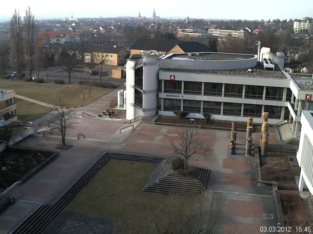 Foto der Webcam: Verwaltungsgeb&auml;ude, Innenhof mit Audimax, H&ouml;rsaal-Geb&auml;ude 1