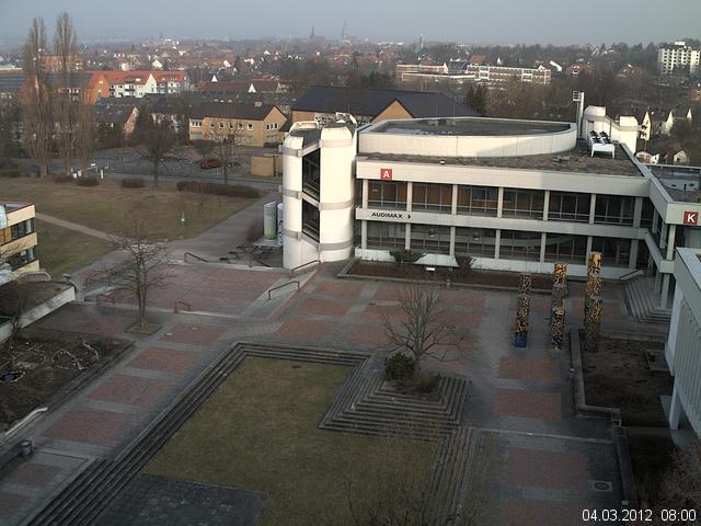 Foto der Webcam: Verwaltungsgeb&auml;ude, Innenhof mit Audimax, H&ouml;rsaal-Geb&auml;ude 1