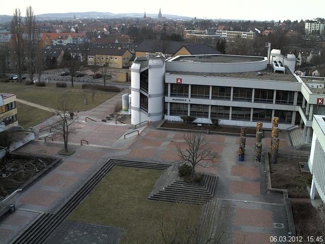 Foto der Webcam: Verwaltungsgeb&auml;ude, Innenhof mit Audimax, H&ouml;rsaal-Geb&auml;ude 1