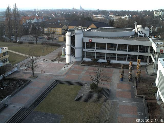 Foto der Webcam: Verwaltungsgeb&auml;ude, Innenhof mit Audimax, H&ouml;rsaal-Geb&auml;ude 1