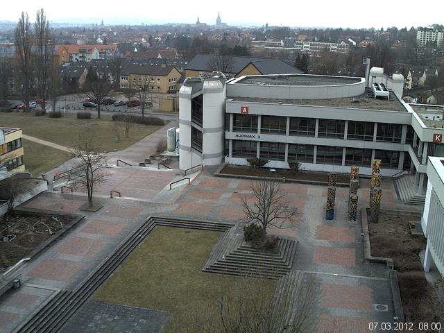 Foto der Webcam: Verwaltungsgeb&auml;ude, Innenhof mit Audimax, H&ouml;rsaal-Geb&auml;ude 1