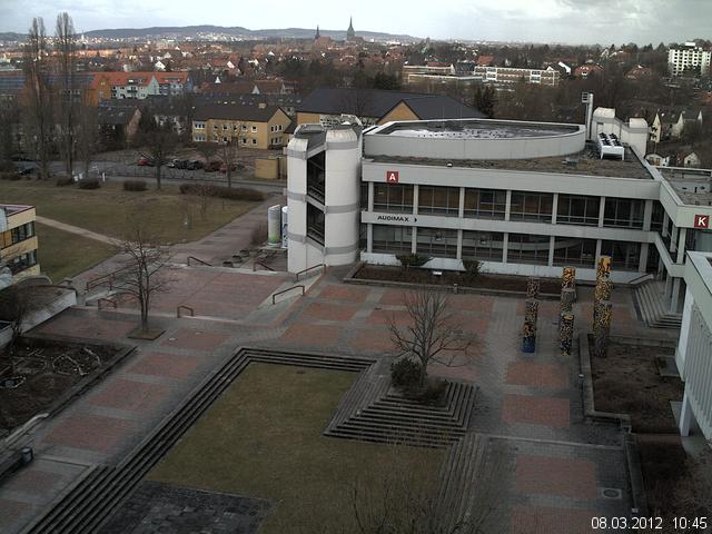 Foto der Webcam: Verwaltungsgeb&auml;ude, Innenhof mit Audimax, H&ouml;rsaal-Geb&auml;ude 1