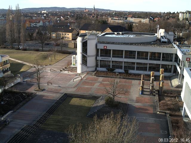 Foto der Webcam: Verwaltungsgeb&auml;ude, Innenhof mit Audimax, H&ouml;rsaal-Geb&auml;ude 1