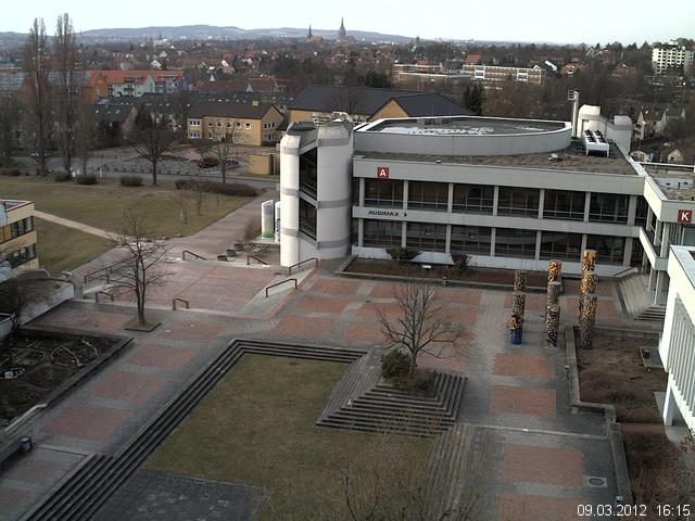Foto der Webcam: Verwaltungsgeb&auml;ude, Innenhof mit Audimax, H&ouml;rsaal-Geb&auml;ude 1