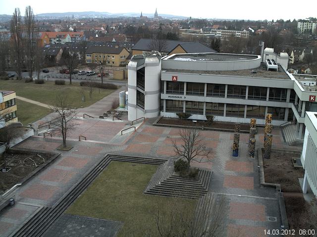 Foto der Webcam: Verwaltungsgeb&auml;ude, Innenhof mit Audimax, H&ouml;rsaal-Geb&auml;ude 1